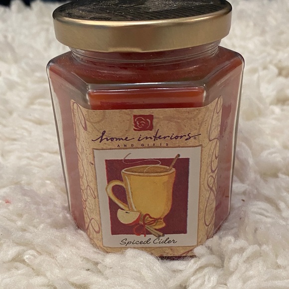 New Home Interiors spiced Cider Candle glass jar - Picture 1 of 15
